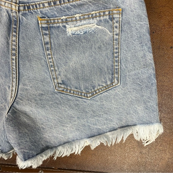 ASOS Signature8 High Rise Take The Short Cut Denim. SZ:S. - Picture 6 of 11